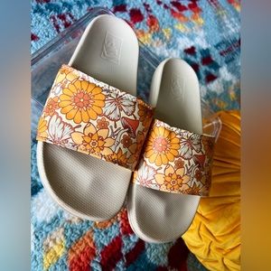 Vans La Costa Slide On Trippy Mushroom Print